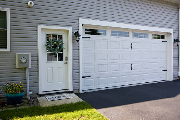 24/7 Emergency Garage Door experts in Welsh, LA